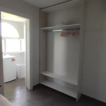 Irina Apartament Nea Poteidaia